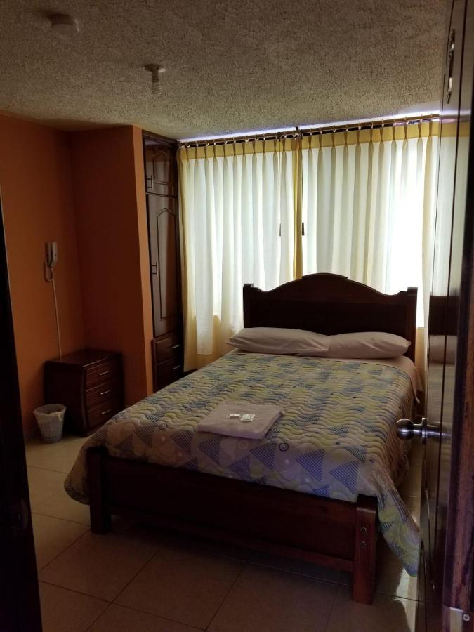 Hostal El Confort Quito Norte Bagian luar foto