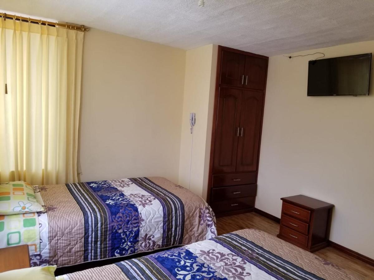 Hostal El Confort Quito Norte Bagian luar foto