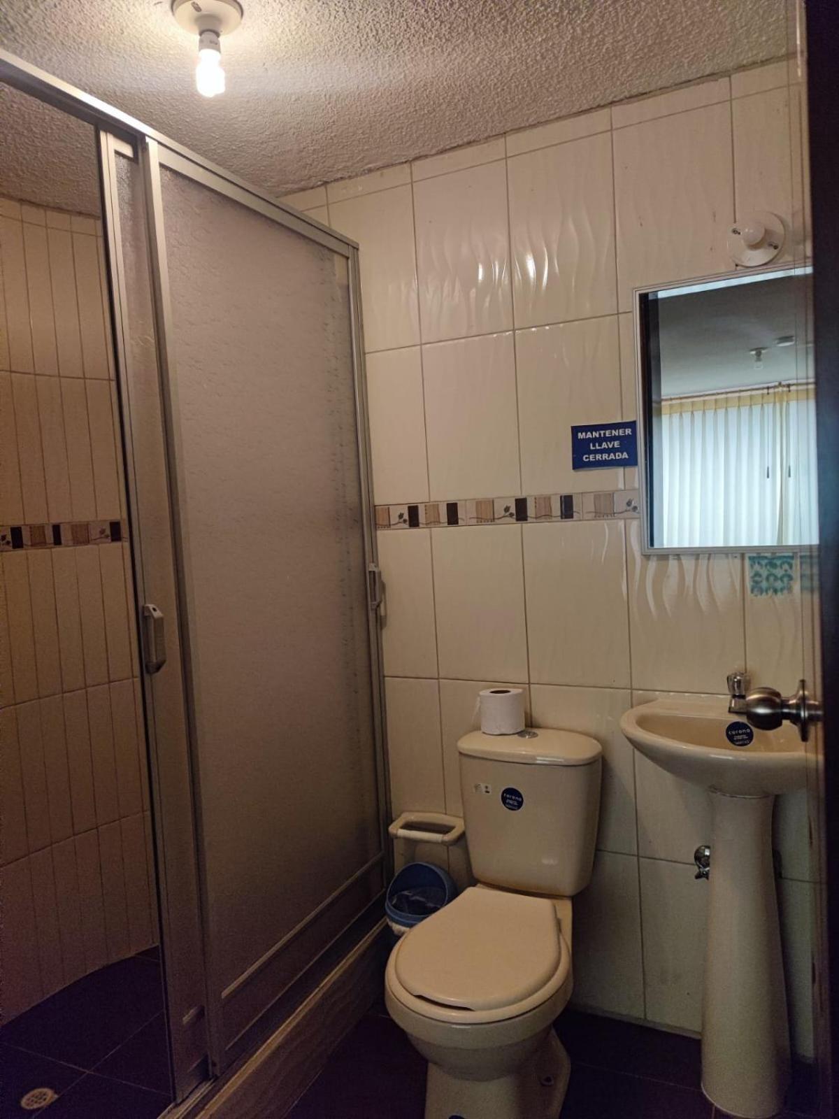 Hostal El Confort Quito Norte Bagian luar foto